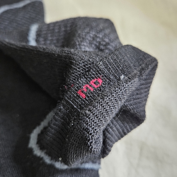 Two Pairs of Smartwool PhD Ski Cushion Over-the-Calf Socks Size Medium Pre-owned - Picture 3 of 4